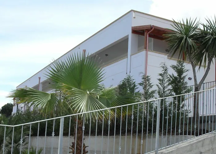 Hotel Park Village