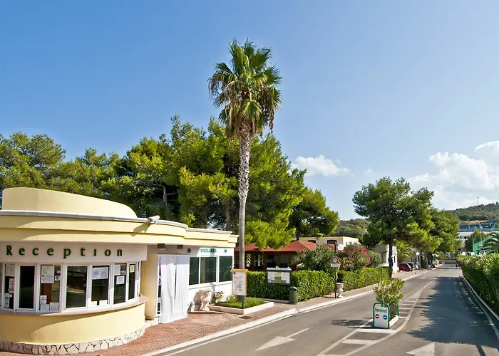 Hotel Park Village 4*