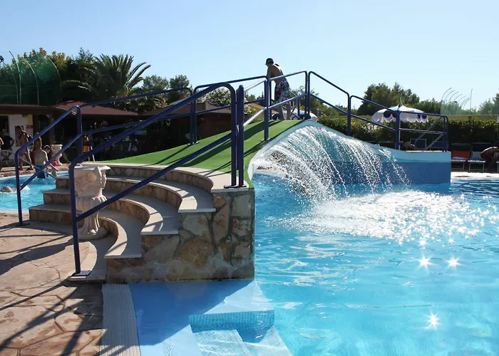 Hotel Park Village 4*